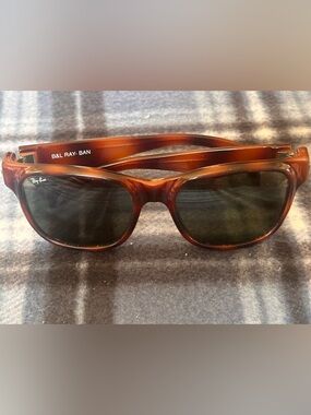 Vintage Ray-Ban B&L 1980s Tortoise G15 Outsiders Wayfarer Men’s Sunglasses